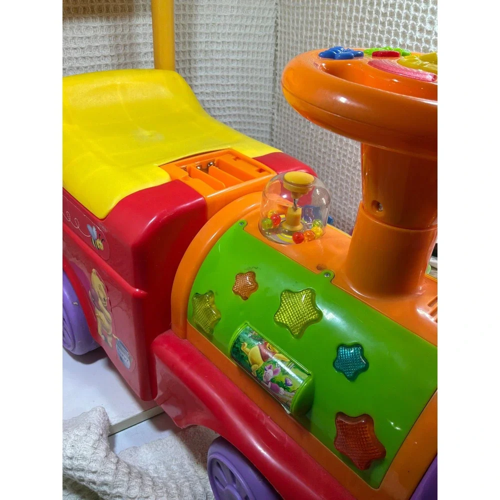 Disneycore Toddler Kiddieland Winnie the Pooh Activity Train Ride-On OS Multi
